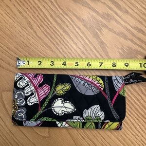 Vera Bradley Black Magnet Open Wallet